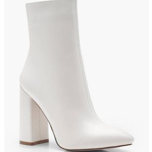 Pointed Toe Sock Boots, never worn, white